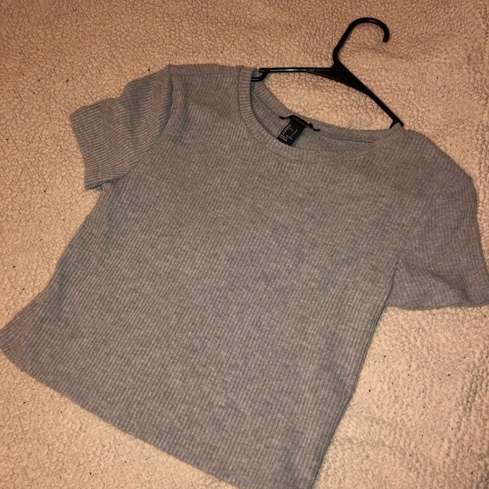 Gray Top - Picture 2 of 3